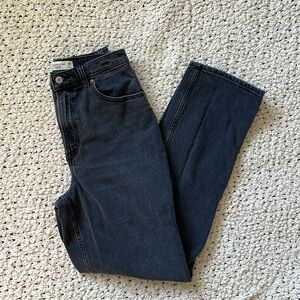 🖤 Abercrombie Curve Love Ultra High Rise 90s Straight Jean 🖤